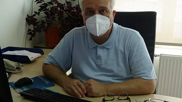 Prof. Dr. Tevfik Özlü: Covid olanların yaş oranı giderek düşüyor