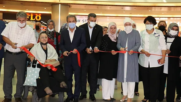 'Gelenekten Geleceğe' sergisi açıldı