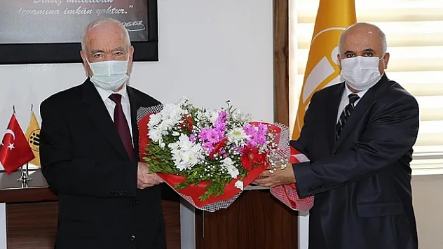 İnönü İlahiyat Fakültesi'nde görev değişimi