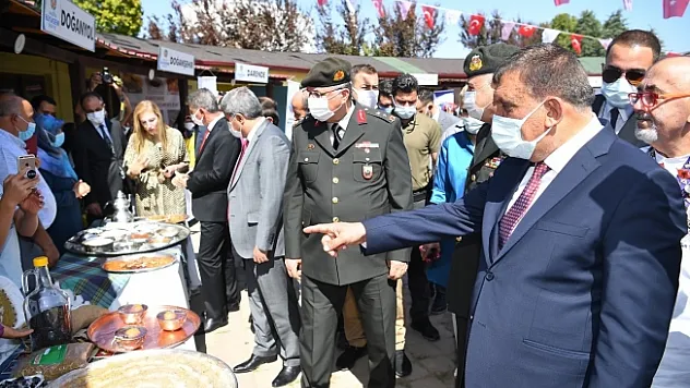 Malatya'da yöresel yemek ve ürünler sergilendi