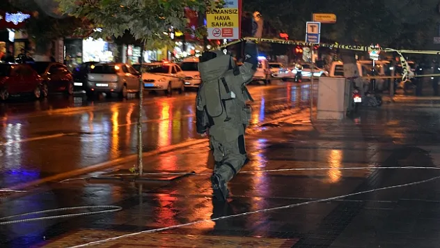 Malatya'da şüpheli paket fünyeyle patlatıldı!