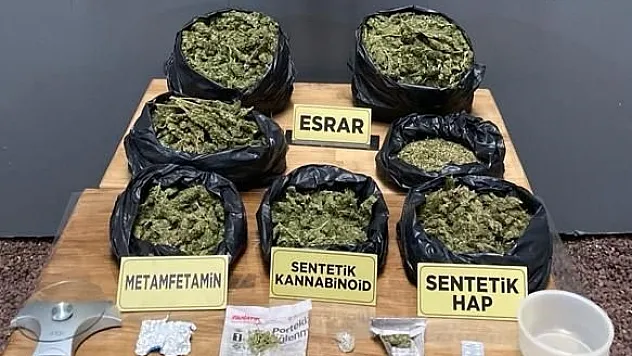 Malatya'da uyuşturucu tacirlerine darbe! 6,5 kilo esrar ele geçirildi