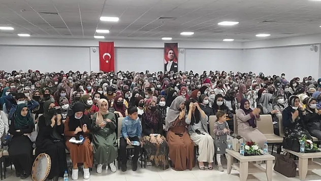 Öğrencilere Mevlid Kandili programı