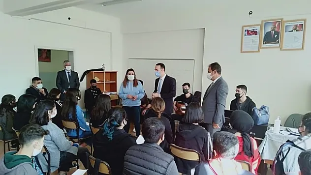 Yeşilyurt'ta liseye covid 19 denetimi