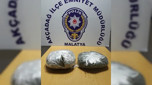 Akçadağ'da 1,5 kilo esrar ele geçirildi