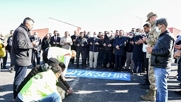 Doğanşehir sanayi sitesinde alt ve üst yapı çalışmaları tamamlandı