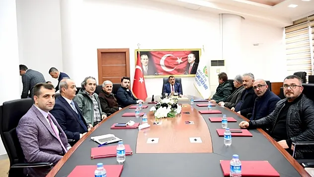 Başkan Gürkan, Ağaç Sanatkârları Odası Yönetim Kurulu Üyelerini kabul etti