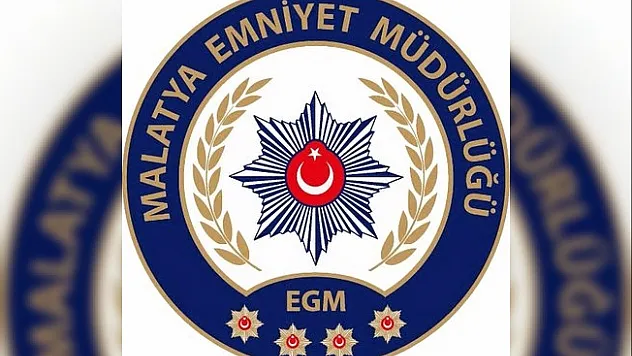 Hırsızlar güvenlik kamerası ile yakalandı