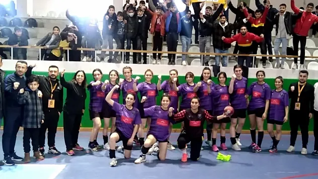 Malatya Necatibey Ortaokulu 3'te 3 yaptı