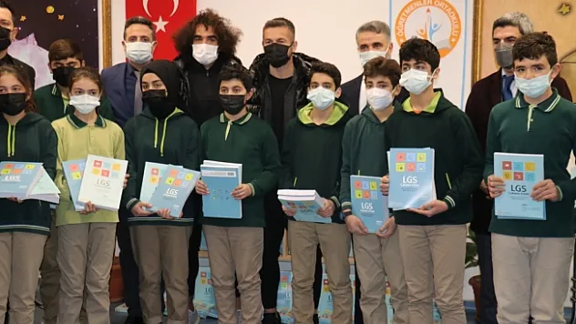 Malatya'da öğrencilere yardımcı kaynak kitap