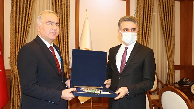 Bakan Yardımcısı Ergüneş, Vali Baruş'u ziyaret etti