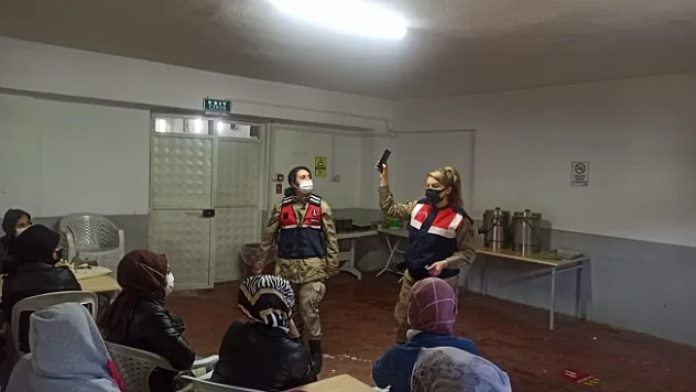 Kadın işçilere KADES bilgilendirmesi