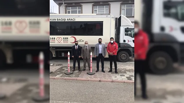 Kuluncak'ta bir günde 45 ünite kan toplandı