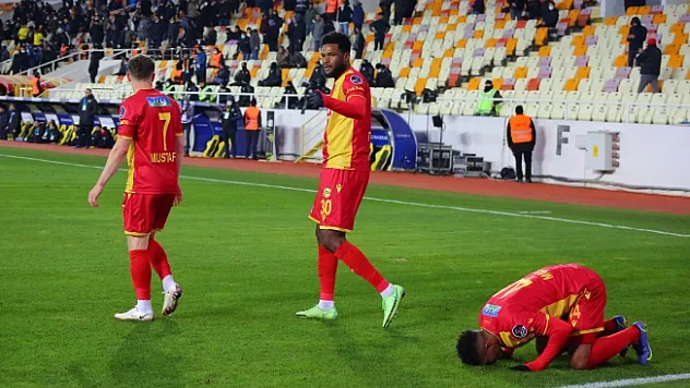 Yönetimin hataları takımı dip yaptırdı