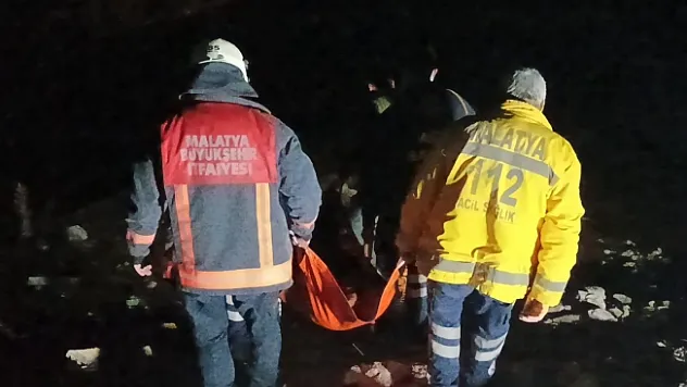700 metre yükseklikteki dağda yürüyüş yaparken düşüp ayağını kırdı