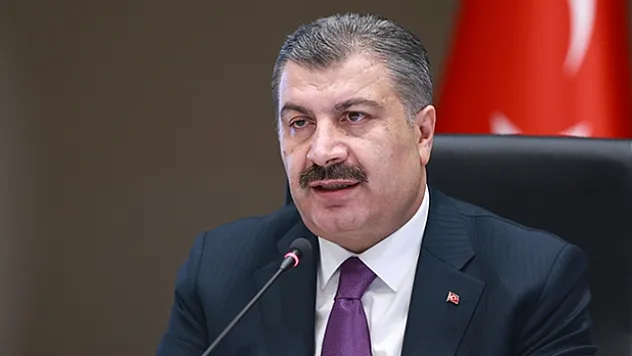 Bakan Koca: Açık havada maske kullanmak zorunda değiliz