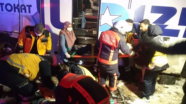 Feci kaza! 5'i ağır 20 kişi yaralı…