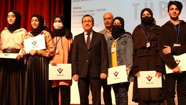 Proje yarışmasında ödüller sahiplerini buldu