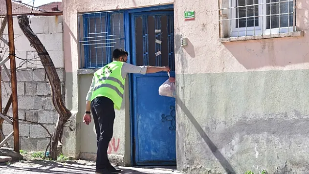 Büyükşehir iftarda ve sahurda vatandaşları yalnız bırakmıyor