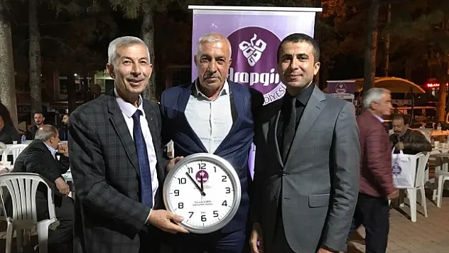 Cömertoğlu muhtarlarla iftarda buluştu 