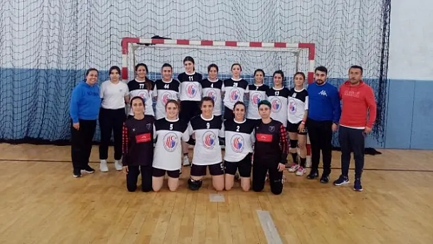 Necatibey 3'te 3 yaptı