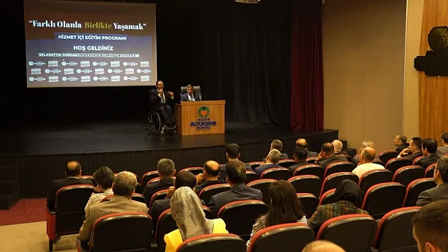 'Farklı Olanla Birlikte Yaşamak' konulu eğitim semineri