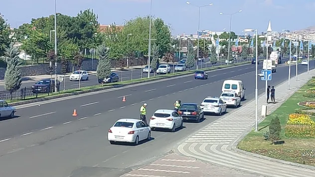 Bayramın son gününde 2 bin 250 araç denetlendi