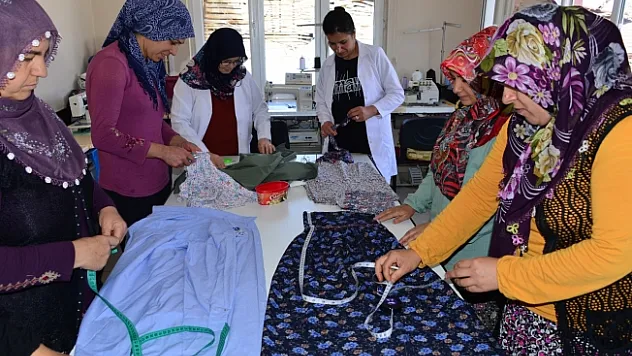 Konak'ta biçki-dikiş kursuna ilgi