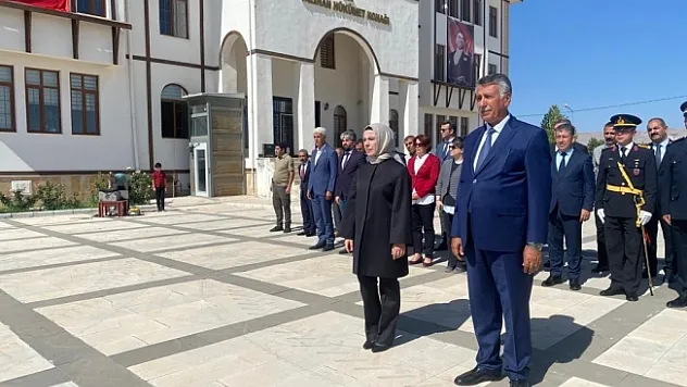 Yeni kaymakamlar zaferin 100. yıldönümünü Malatya'da kutladı