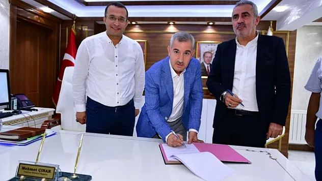 Yeşilyurt Belediyesi'nde en düşük personel maaşı 8 Bin 323 TL oldu