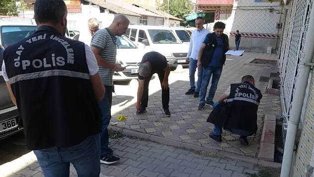 Akrabalar arasında silahlı kavga: 1 yaralı