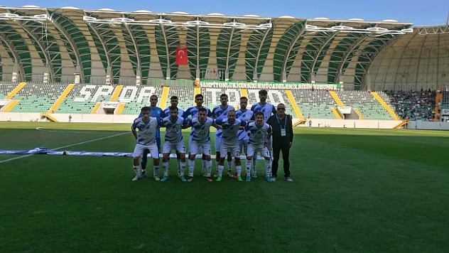 Malatya Arguvanspor puanla başladı