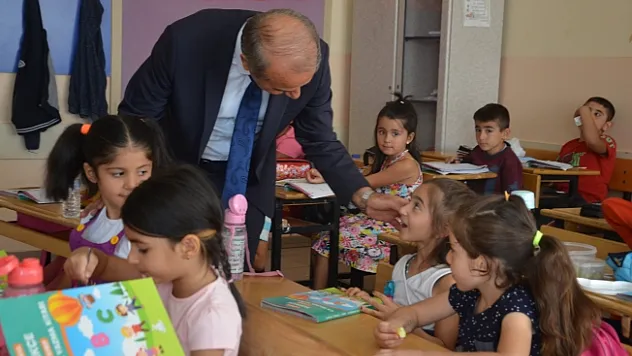 Kızıldaş, öğrencileri yalnız bırakmadı