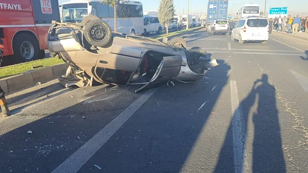 Takla atan otomobilin sürücüsü yaralandı