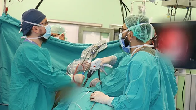 TÖTM'de çevrimiçi Torasik Cerrahi Akciğer ameliyatı