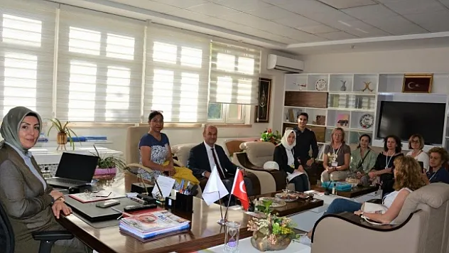 Yabancılar kültürümüzü mercek altına aldı