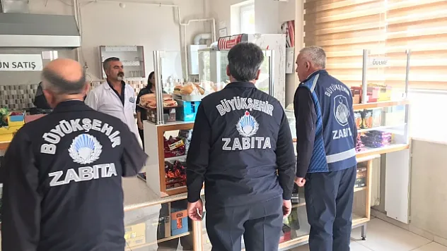 Büyükşehir Zabıtası'ndan okullarda denetim