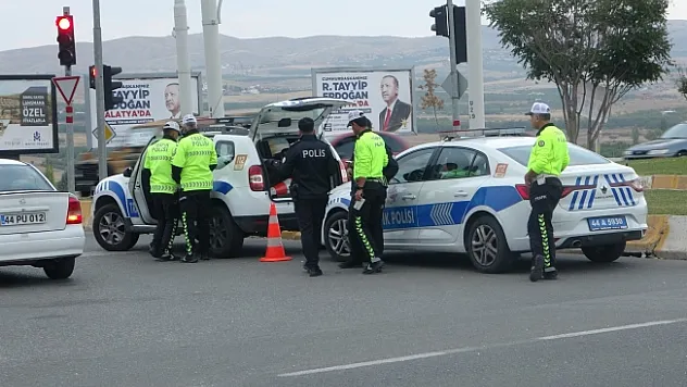 Malatya'da otomobilin çarptığı yaya hayatını kaybetti