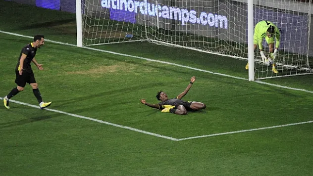 Yeni Malatyaspor 3 puanı 3 golle aldı