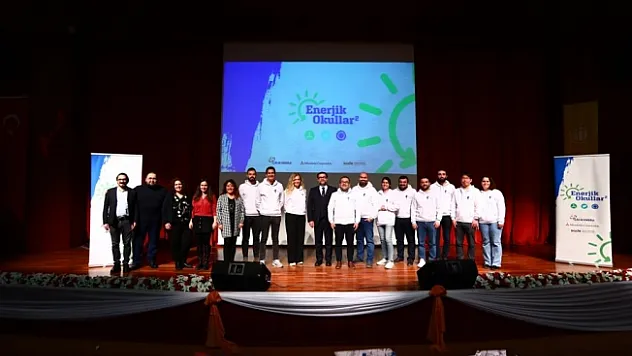 Çalık Enerji, Malatya'da 400'e yakın öğrenciye ulaştı
