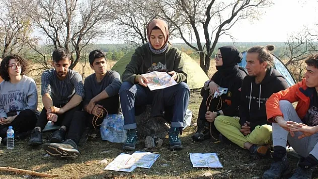 Küçük Sivri tepesinde kamp