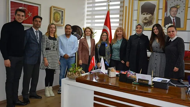 &quotŞiddete Hayır&quot projesinde yabancı emektarlara sertifika
