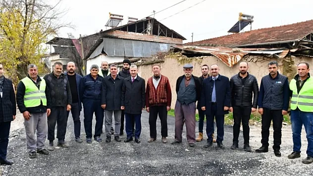 Yaka Mahallesinde yol sevinci