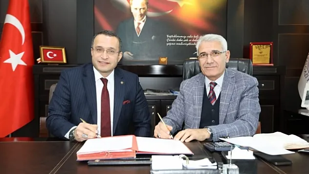 Battalgazi Belediyesi'nde en düşük personel maaşı 12 bin liraya yükseldi