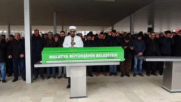 Eşi tarafından öldürülen hamile kadın defnedildi
