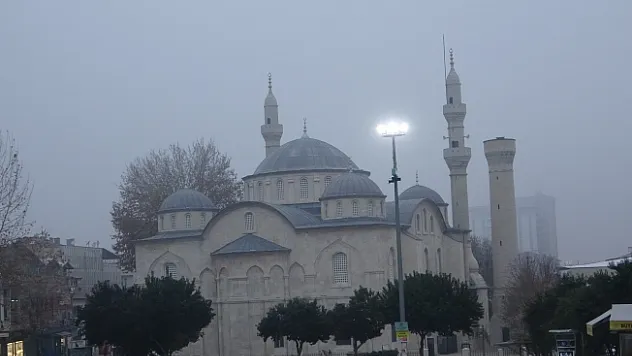 Malatya'da sis etkisini sürdürüyor