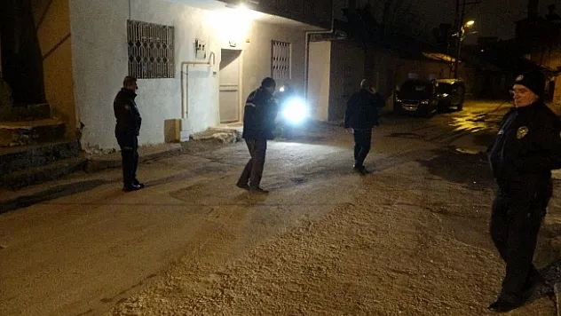 Tartıştığı arkadaşını pompalı tüfekle vurdu!