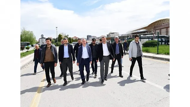 'El Ele Vererek Zorlu Günlerin Üstesinden Geleceğiz'