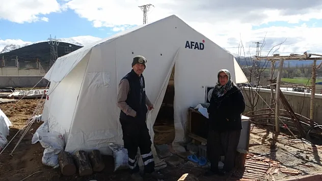 Milyonluk villadan AFAD çadırına