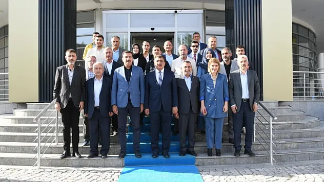 AKP Malatya Milletvekilleri mazbatalarını aldı